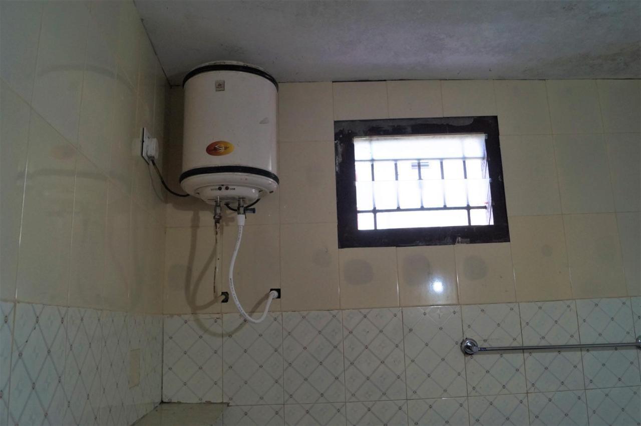 Wins Rooms Vālpārai 外观 照片