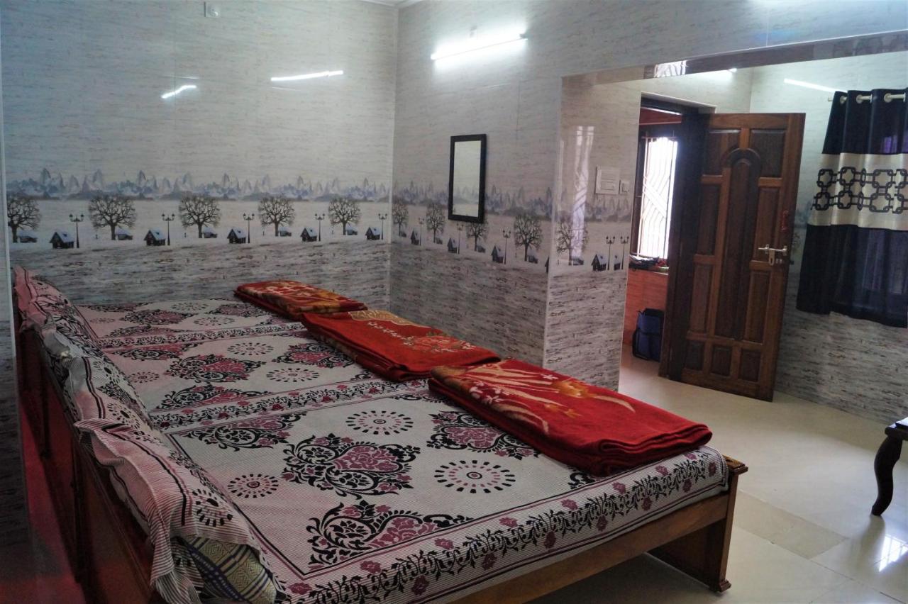Wins Rooms Vālpārai 外观 照片